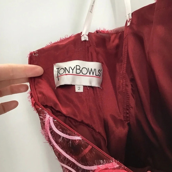 Tony Bowls Stunning Organza Strapless Rhinestone Fit & Flare Red Dress Size 2 - Picture 11 of 13